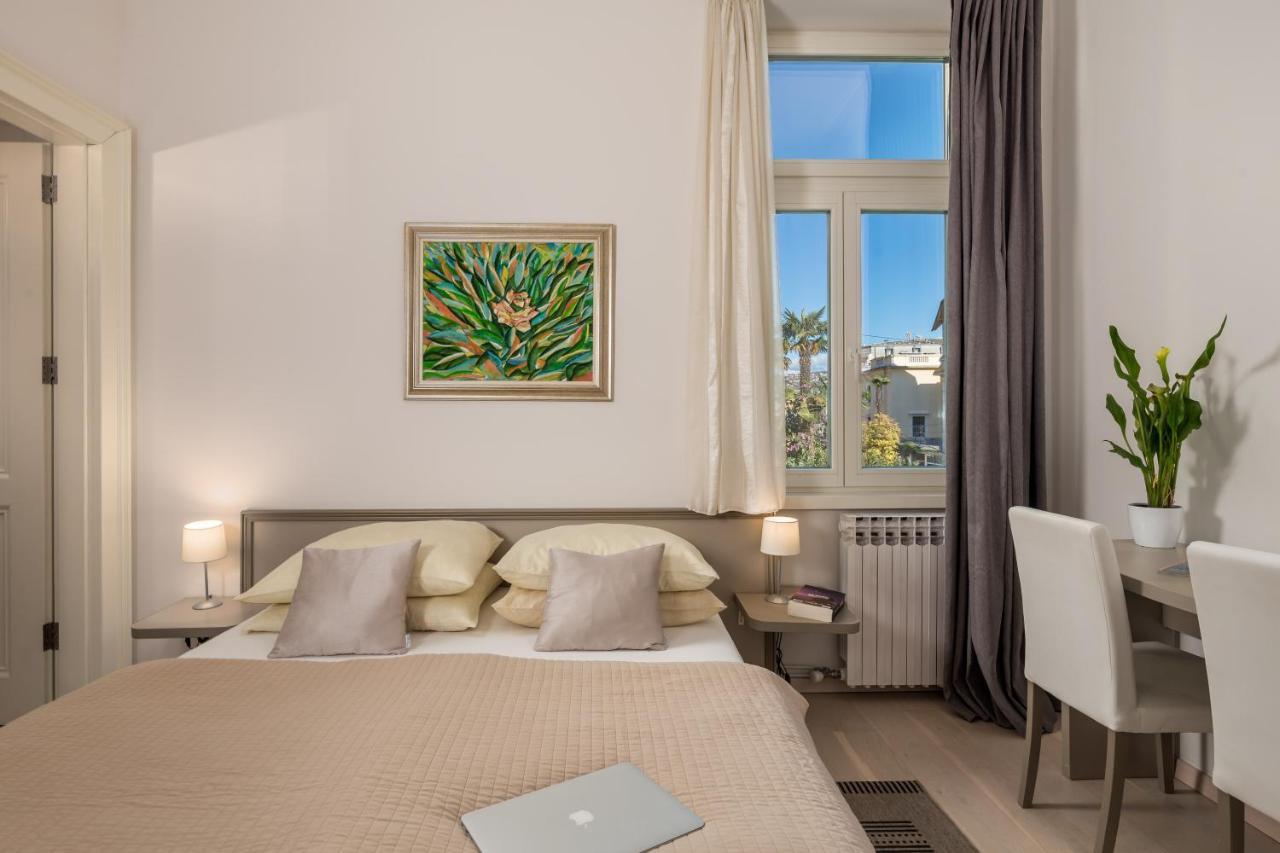 Villa Sokol Apartments Opatija Center Extérieur photo