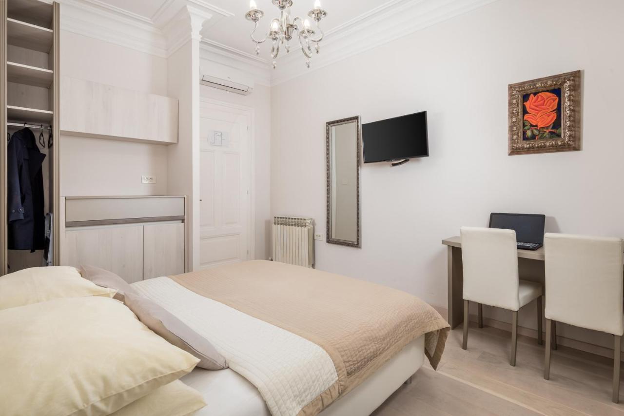 Villa Sokol Apartments Opatija Center Extérieur photo