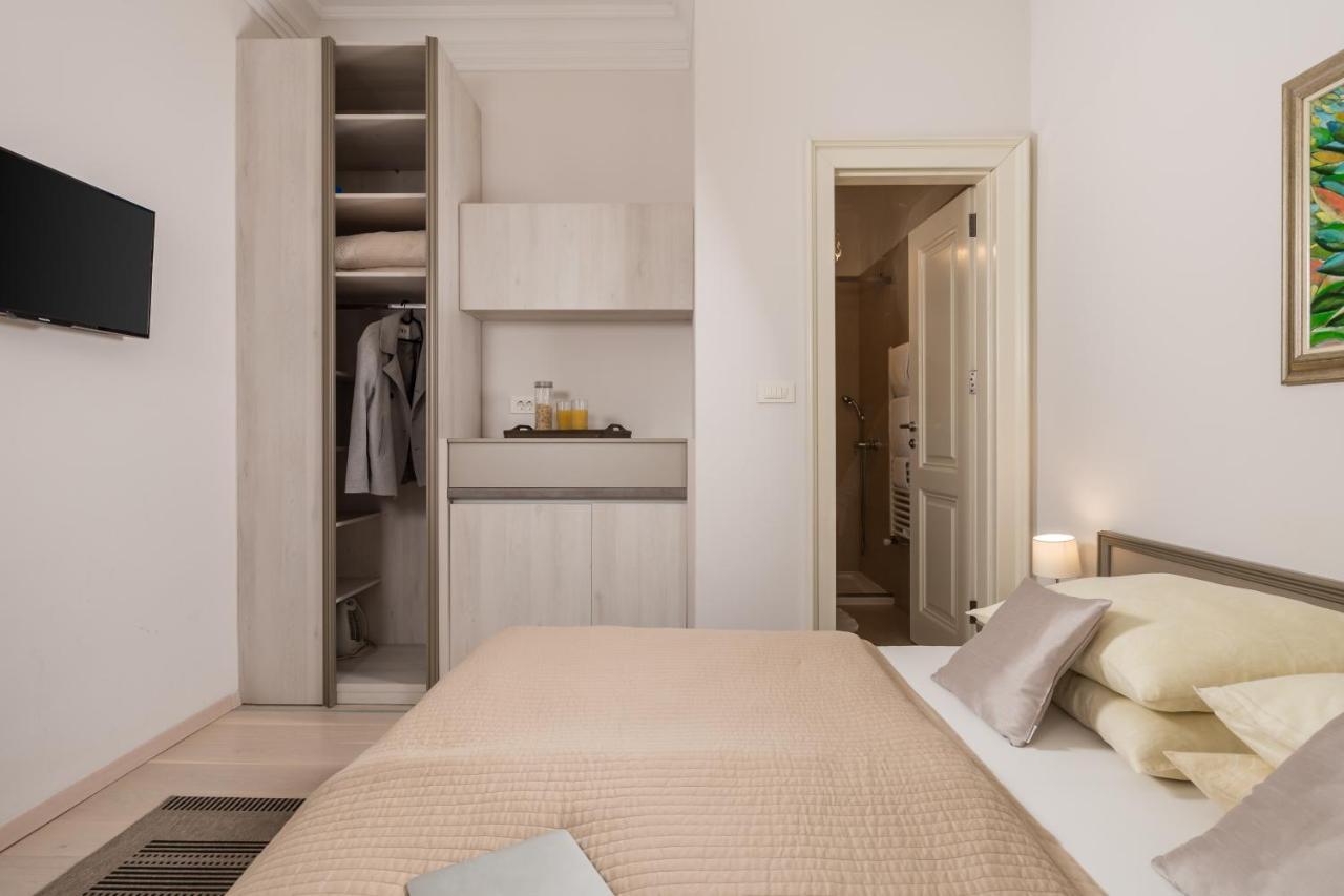 Villa Sokol Apartments Opatija Center Extérieur photo