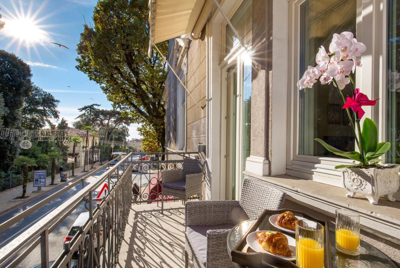 Villa Sokol Apartments Opatija Center Extérieur photo
