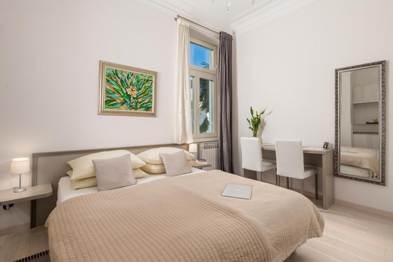 Villa Sokol Apartments Opatija Center Extérieur photo