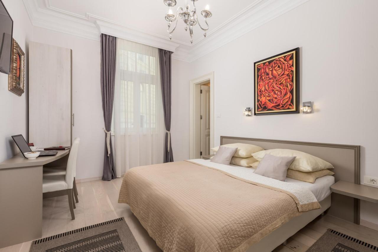 Villa Sokol Apartments Opatija Center Extérieur photo