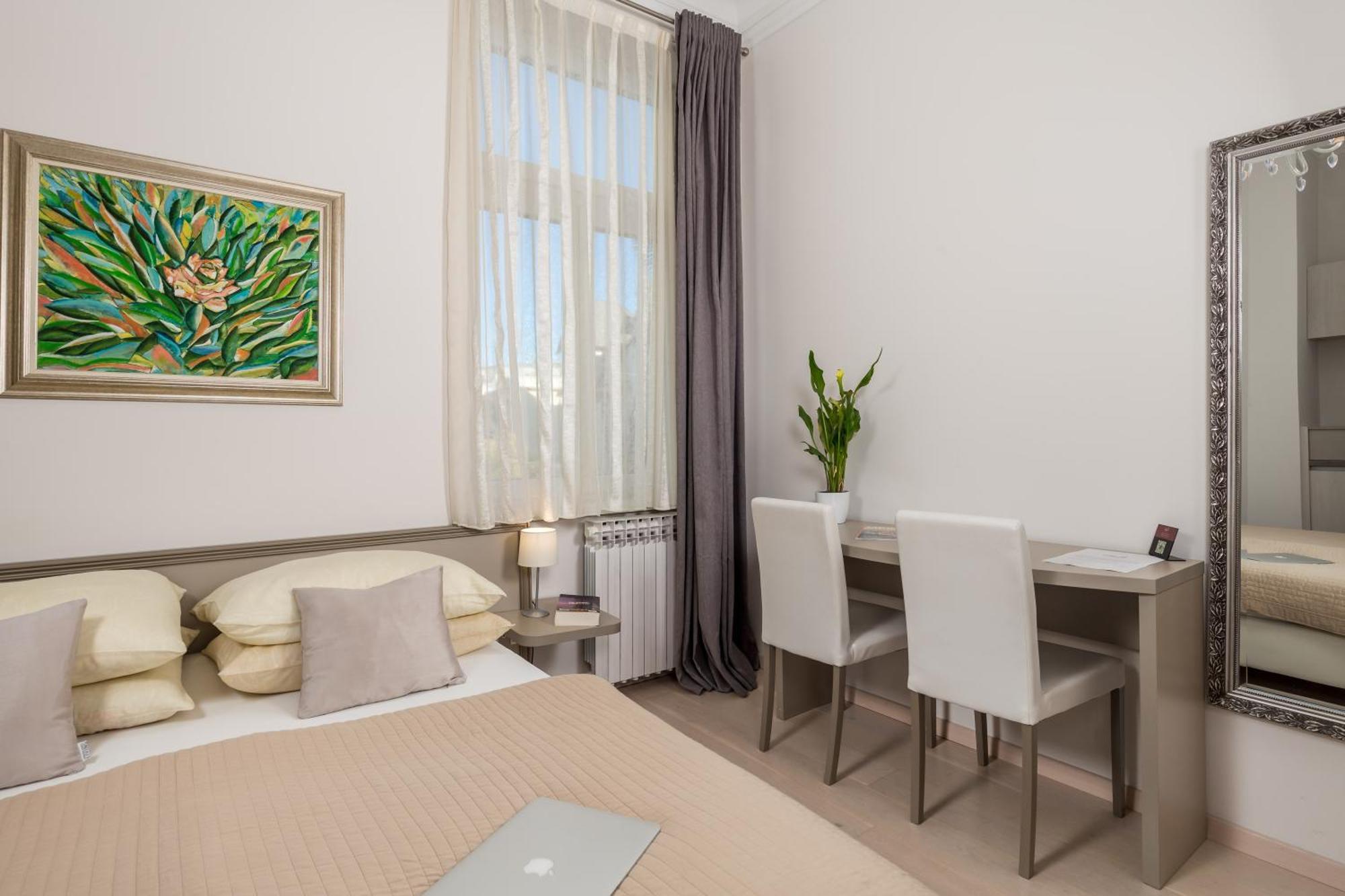 Villa Sokol Apartments Opatija Center Chambre photo
